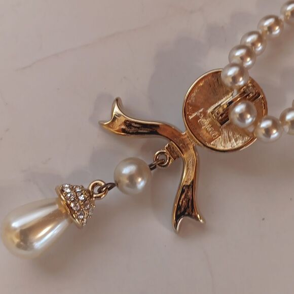 Princess Michaela Von Habsburg Pendant and Necklace.Old Money, Quiet Elegance - Picture 5 of 13